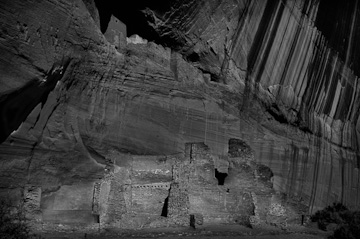 © 2010 George Dalsheimer.  All Rights Reserved.  Barefoot Contessa Photo Adventures' Canyon de Chelly & Navajoland photo workshop