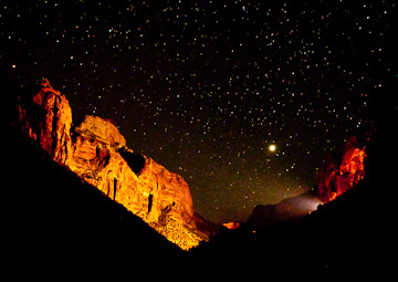 © 2010 Margo Taussig Pinkerton.  All Rights Reserved.  From Barefoot Contessa Photo Adventures' Zion  Bryce Canyon National Parks.  For usage and fees, please e-mail BC (at) ZAPphoto (dot) com or contact us at 310 Lafayette Drive, Hillsborough, NC  27278 or at 919-643-3036 before 9 p.m. east-coast time.